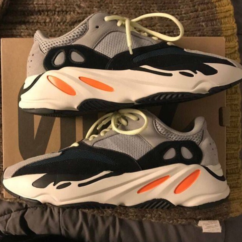 Adidas Yeezy Boost 700 Wave Runner